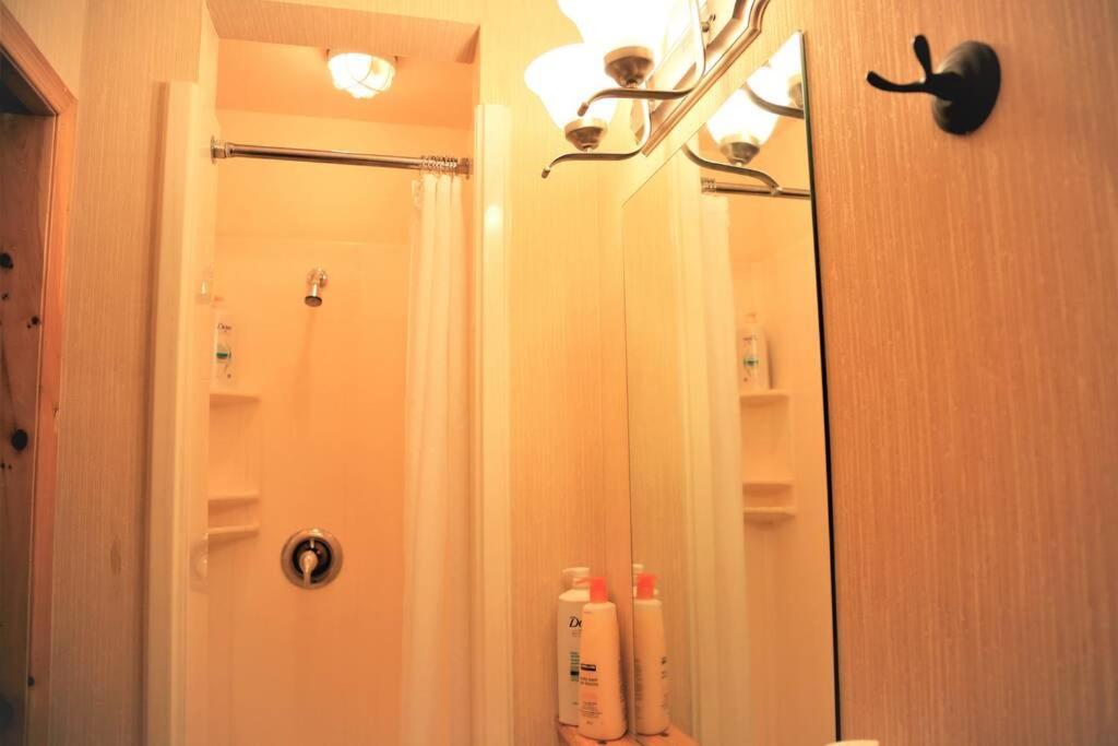 Mountainview -Privatechalet Sleep7- 5Min To Dt Vacation Home Canmore Exterior photo